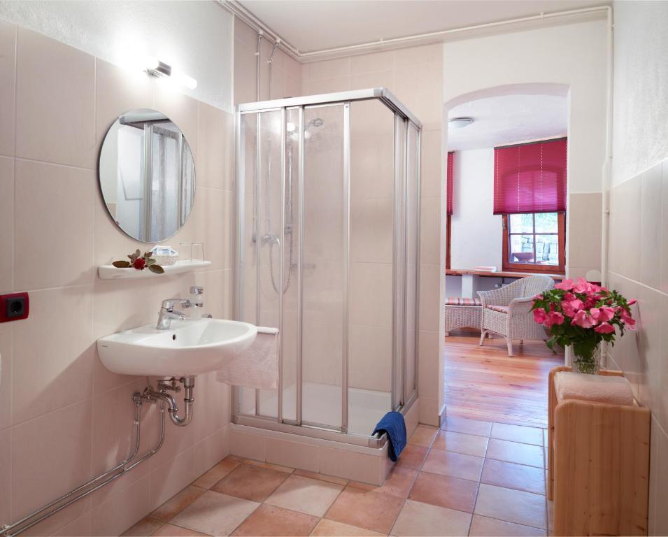 Hotel Haus Kylltal Zendscheid Oda fotoğraf